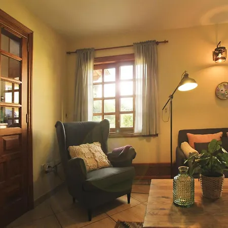 Tocama By Interhome